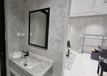 استوديو بدخول ذاتي 