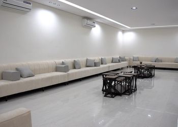 مزرعة بمناظر خلابة وجلسة خارجية 