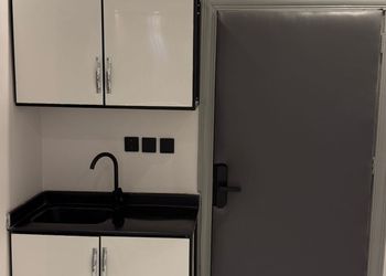 استديو بسرير ماستر ودخول ذاتي 