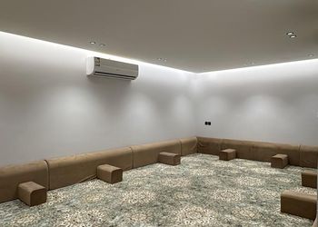 استراحة بجلسة خارجية ومجالس