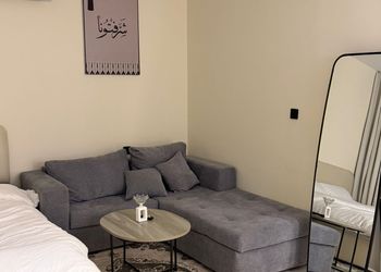استديو هادئ بسرير ماستر 