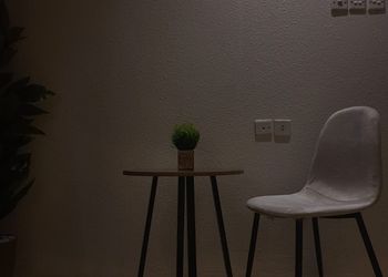 استديو بسرير ماستر وأثاث مريح 