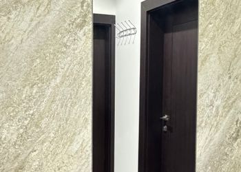 استديو بسرير ماستر وجلسة جانبية 