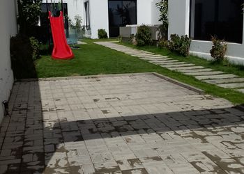 شاليه بمجلس وجلسة خارجية 