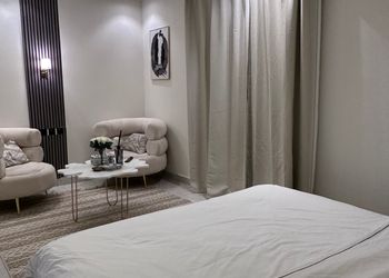 استديو انيق بدخول ذاتي 