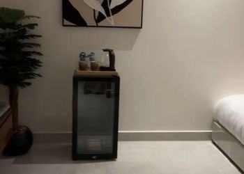 استديو هادئ بسرير ماستر 