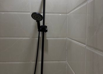 استديو بسرير ماستر وجلسة جانبية 