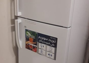 شقة هادئه بصالة وغرفة نوم 