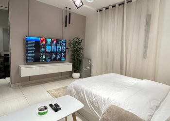 استديو هادئ بسرير ماستر 