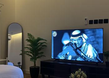 استديو هادئ بدخول ذاتي 