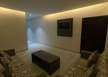 شقة بغرفة نوم وغرفة معيشة 