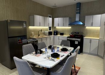 شقة بدخول ذاتي وتصميم أنيق 