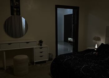 شقة بغرفة نوم وصالة جلوس 