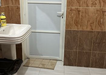 استديو بسرير ماستر وجلسة جانبية