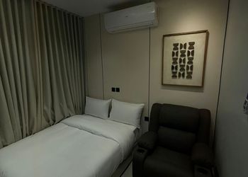 استديو بسرير ماستر ودخول ذاتي