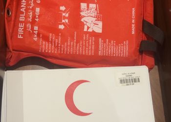 شقة بغرفة معيشة وغرفة نوم 