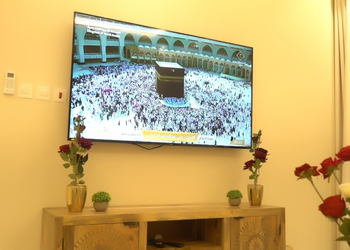 شقة انيقة بثلاث غرف نوم