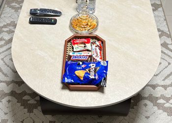 شقة بغرفة معيشة وغرفة نوم 