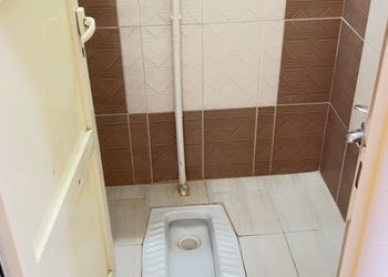 استراحة بمسطح اخضر ومجالس