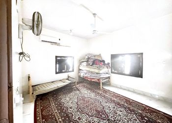 استراحة بمجالس واسعة وأثاث مريح 