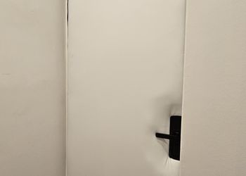 استديو بسرير ماستر ودخول ذاتي