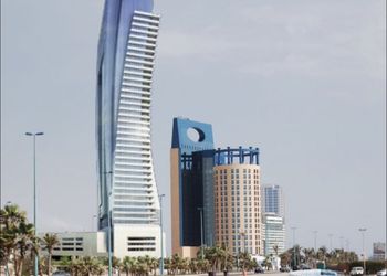 شقةباطلاله على البحر وغرفتين نوم