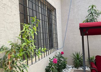 شاليه بمسبح داخلي ومجالس انيقة