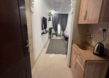 استديو هادئ بسرير ماستر 