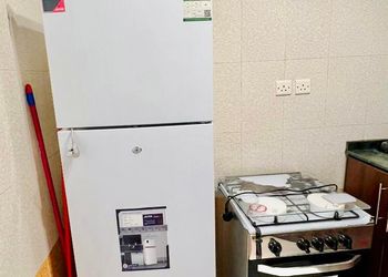 شقة بغرفتين نوم وصالة
