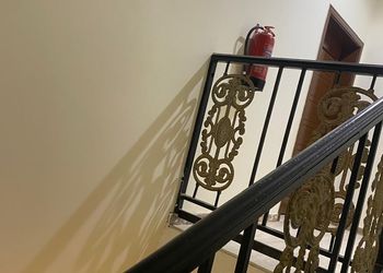 فيلا بمجالس واسعة وغرفتين نوم 