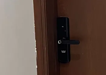استديو هادئ بسرير ماستر 