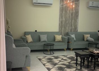 شاليه بمجالس واسعة وغرفة نوم