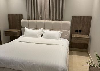 استديو بسرير ماستر