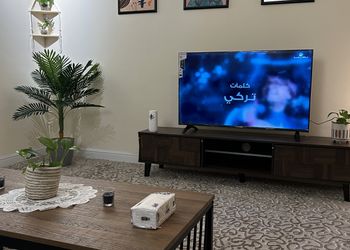 شقة بصالة و غرفة نوم 