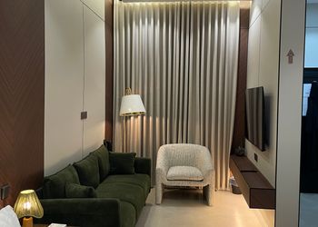 استديو هادئ بسرير ماستر 