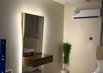 استديو بأثاث مريح وبسيط 