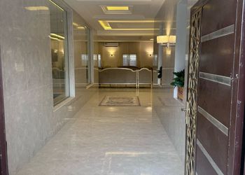 شاليه بالعاب اطفال وجلسة خارجية