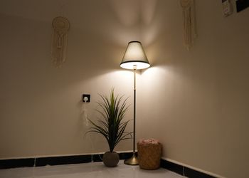 استديو بتصميم أنيق ودخول ذاتي 