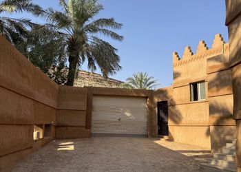 مزرعة 2 بمجلس وجلسة خارجيه