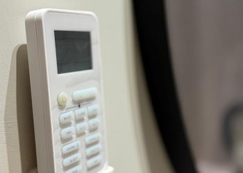 استديو بسرير ماستر وجلسة جانبية