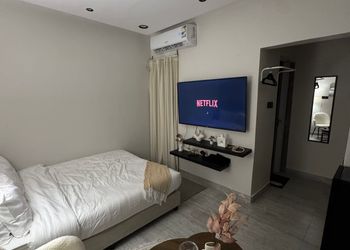 استديو بسرير ماستر