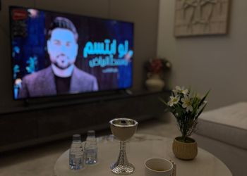 شقة بصالة وغرفة نوم