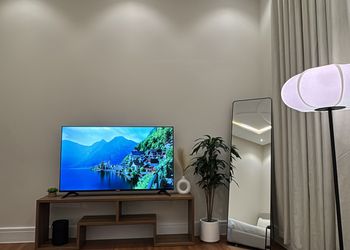 استديو بتصميم أنيق ودخول ذاتي