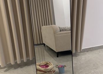 استديو مع حوش خاص بأثاث حديث