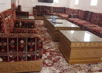 شاليه بجلسة خارجية ومسبح 