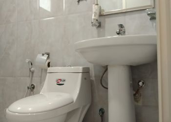 شالية بقرب البحر بغرفتين وصالتين