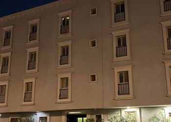 استديو بسرير ماستر