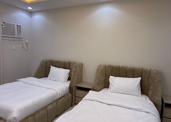 شقه بثلاث غرف نوم