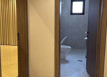 شقة بغرفة معيشة وغرفة نوم 