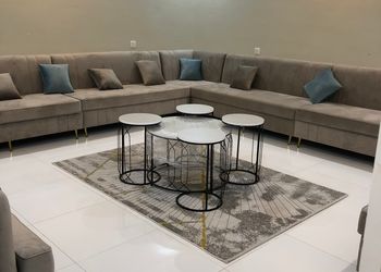 استراحة بمسبح بألعاب مائيه 